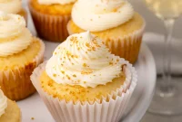 Champagne-Infused Cupcakes: Sparkling Celebration Recipe