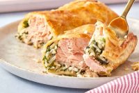 Salmon and Spinach Parcels: Flaky Fish Enveloped in Puff Pastry