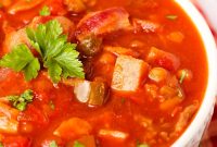 Maple Bacon & Ham Baked Bean Chili Recipe for Cozy Dinners