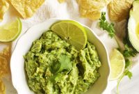 Ultimate Creamy Guacamole Recipe for Perfect Party Dip