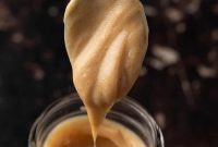 Decadent Peanut Butter Ganache Recipe for Cakes and Desserts