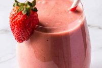Creamy Strawberry Banana Vegan Smoothie Recipe