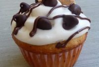 Decadent S’mores Cupcakes with Toasted Marshmallow Frosting