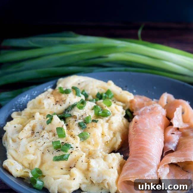 Keto Scrambled Eggs