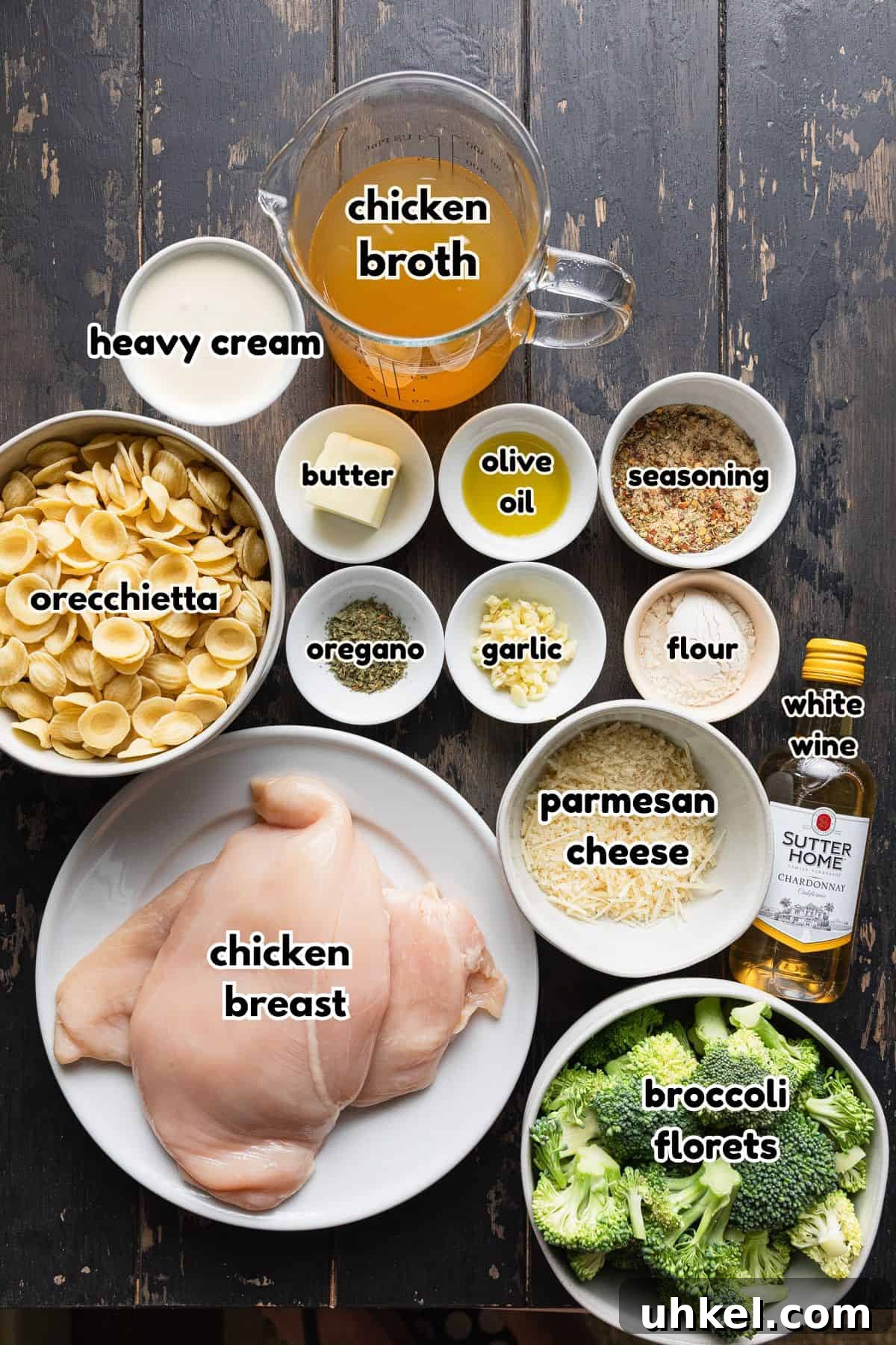 Olive Garden Chicken and Broccoli Copycat Recipe 3 Ingredients to make the recipe.