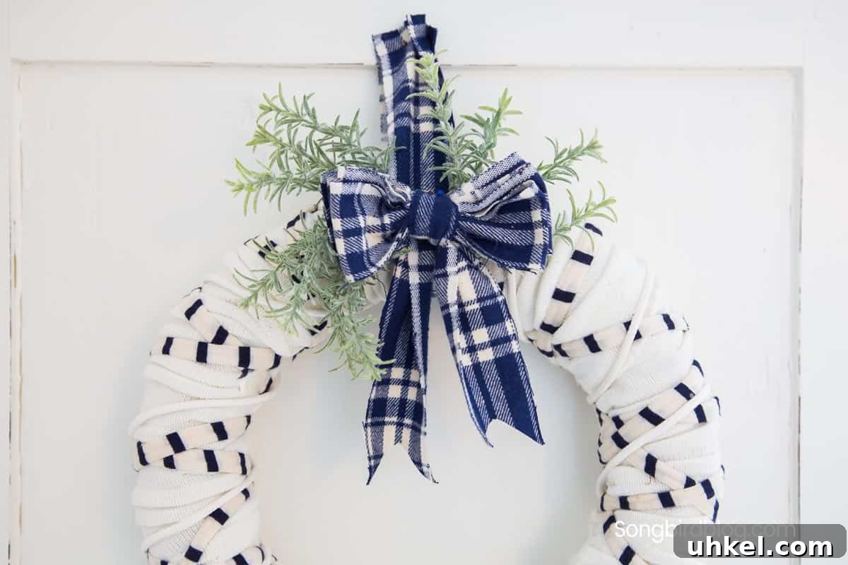 31 Cozy Winter Home Decor Ideas to Refresh Every Room 20 scarf wreath