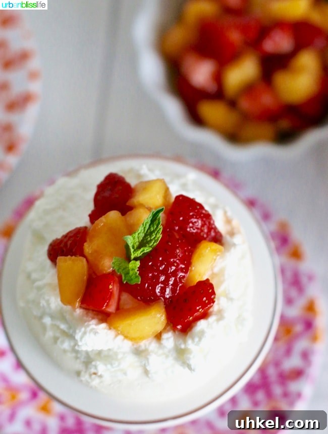 Strawberry & Peach Mini Pavlovas with Whipped Cream 5 Mini Pavlova Cakes