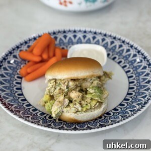 easy avocado ranch chicken sandwich