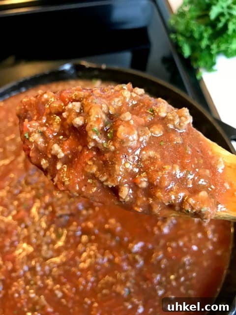 Slow-Cooker Ravioli Lasagna Recipe for Comforting Weeknight Meals 6 meat sauce