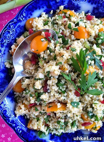 Tabbouleh with the Works via LizsHealthyTable.com Tabbouleh with the Works via LizsHealthyTable.com