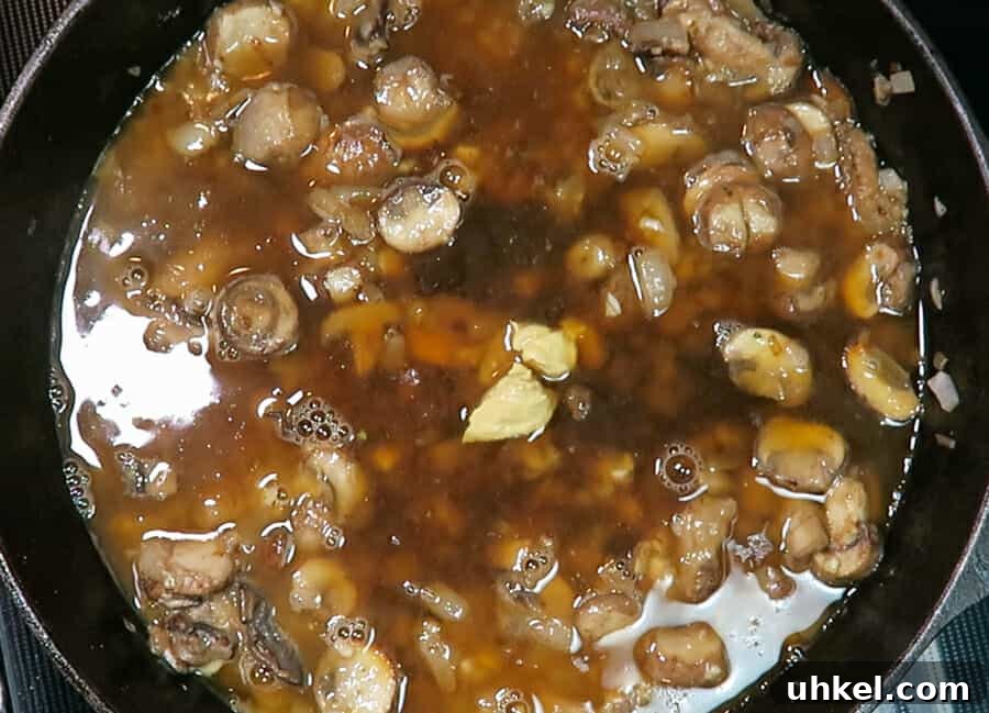 Creamy Ground Beef Stroganoff with Greek Yogurt 11 img 2579 10