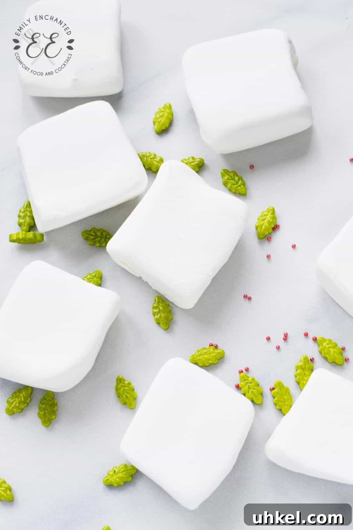 Festive Holly Marshmallows for Homemade Hot Chocolate 2 Ingredients for Christmas Holly Marshmallows