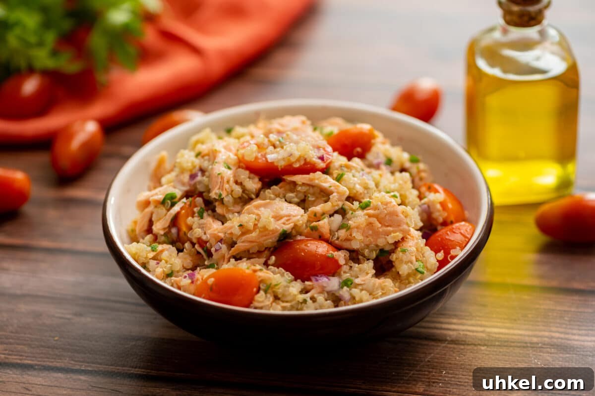 Chilled Salmon and Quinoa Salad with Lemon-Dill Dressing 3 How to Make this Salmon Quinoa Salad