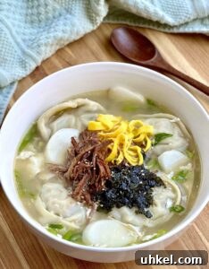 Tteok Mandu Guk Recipe: Korean Rice Cake and Dumpling Soup 18 img 6010 21