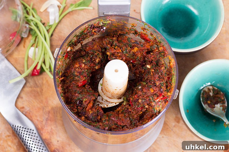 Sun-Dried Tomato Tapenade Recipe: Tangy Olive & Herb Spread 3 sun dried tomato tapenade