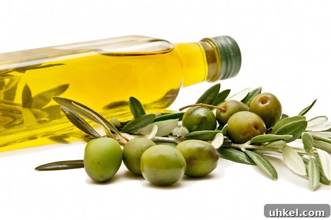 Top Edible Oils That Support Weight Loss and Metabolism 2 Healthy Edible Oils For Weight Loss - olive oil