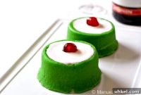 Sicilian Cassatine: Traditional Mini Ricotta Cakes Recipe