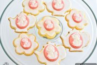 Coconut Cream Cameo Sandwich Cookies Recipe