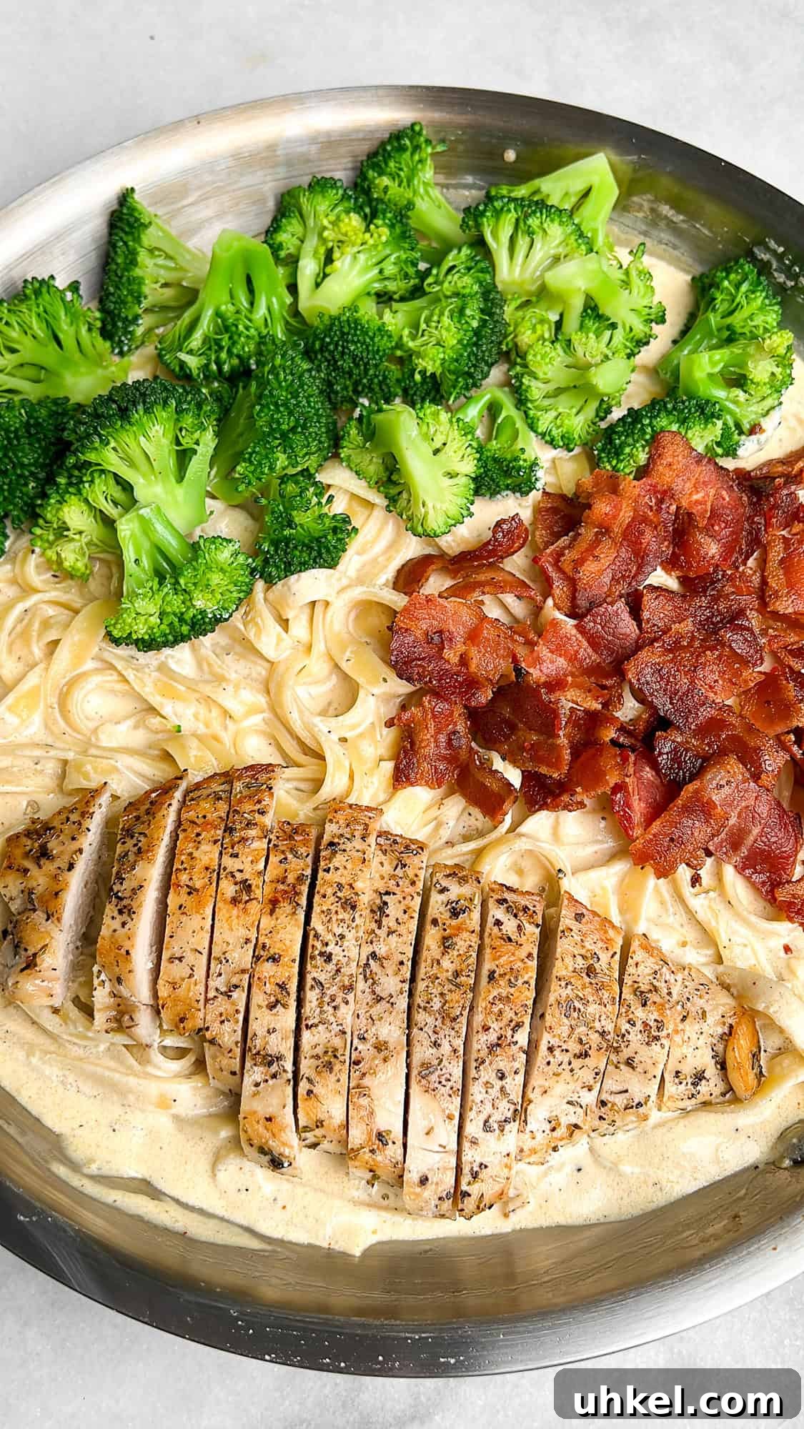 Creamy Chicken, Bacon and Broccoli Alfredo 2 one pan chicken alfredo