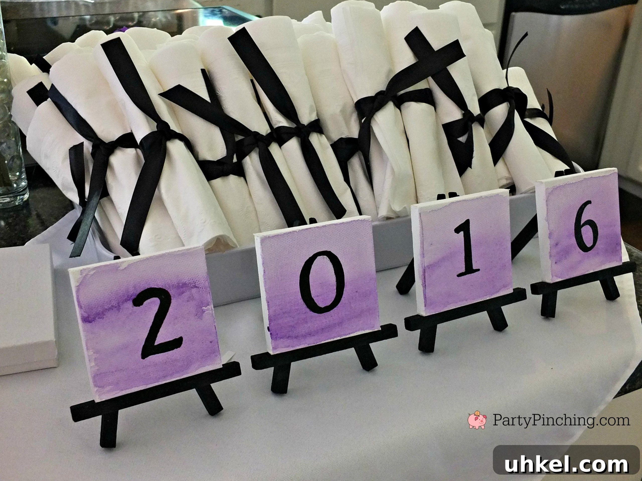 Art-Themed Graduation Party Ideas and Decor 11 paint-themed snack display
