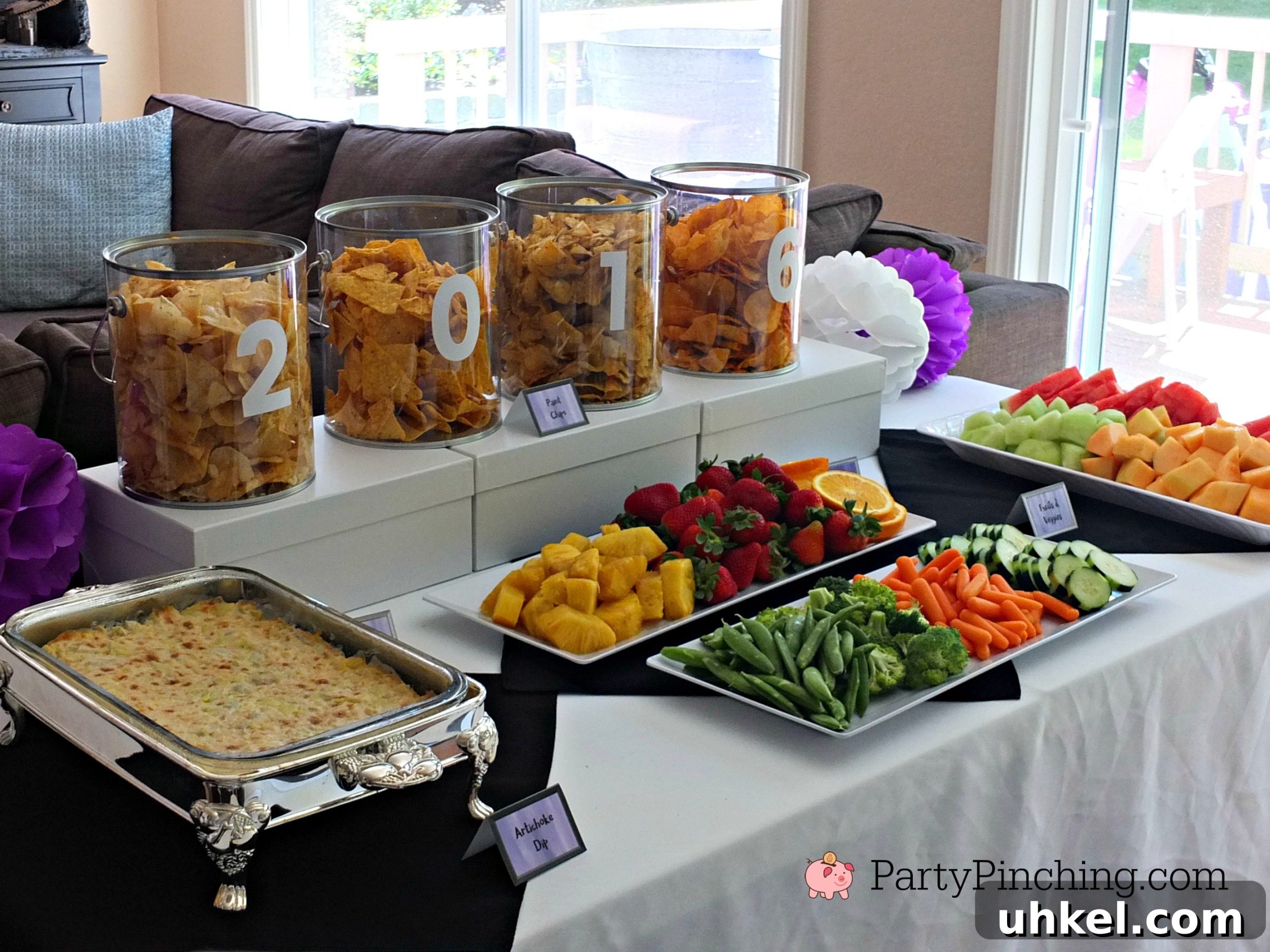 Art-Themed Graduation Party Ideas and Decor 9 table with themed treats